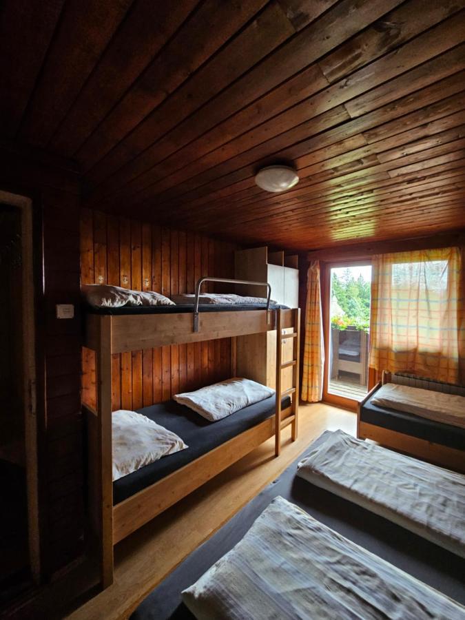 Ruska Koca Hotel Hocko Pohorje Exterior photo